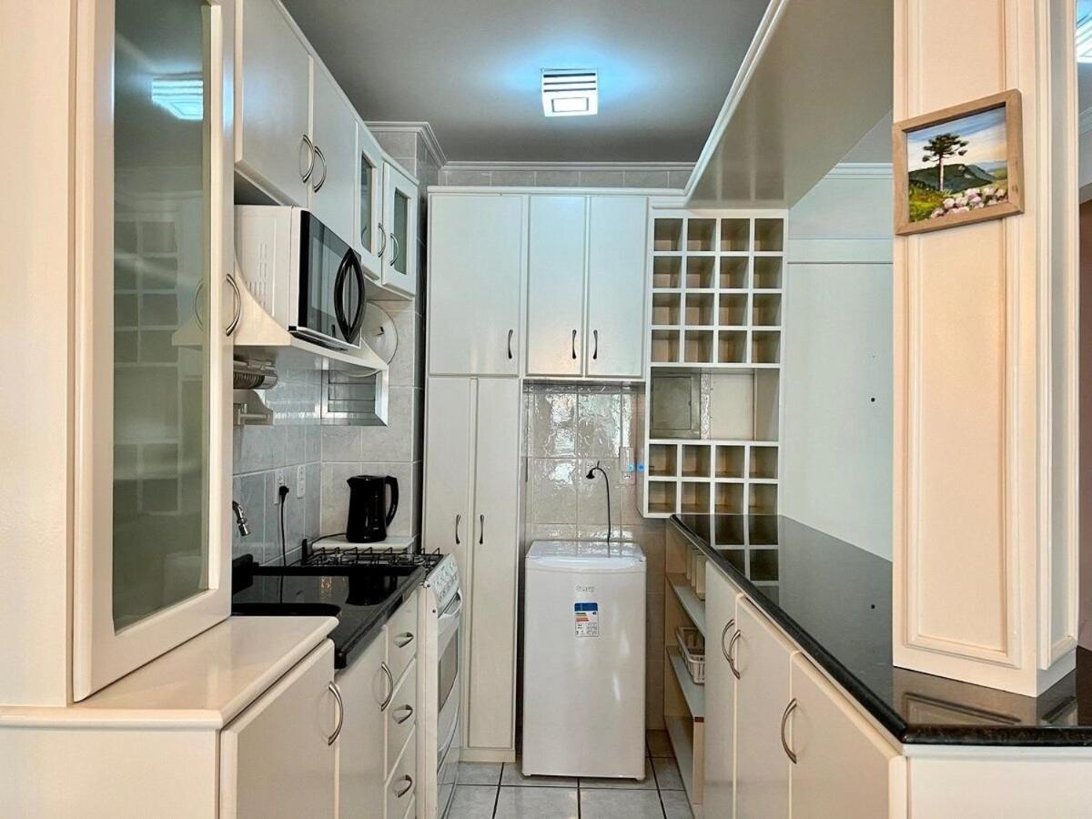 Apartamento San Pietro Centro 3 Dorm By Achei Temporada Gramado Eksteriør bilde